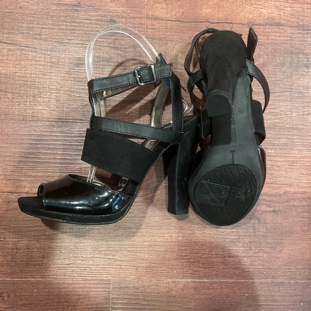 1 WEEK FINAL NEW LAST CHANCE SAM & LIBBY Black Ankle Strap High Heel Sandals
